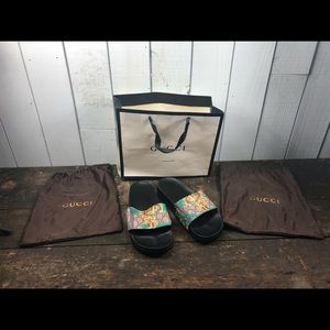 Gucci slides size 10 men’s- rare design